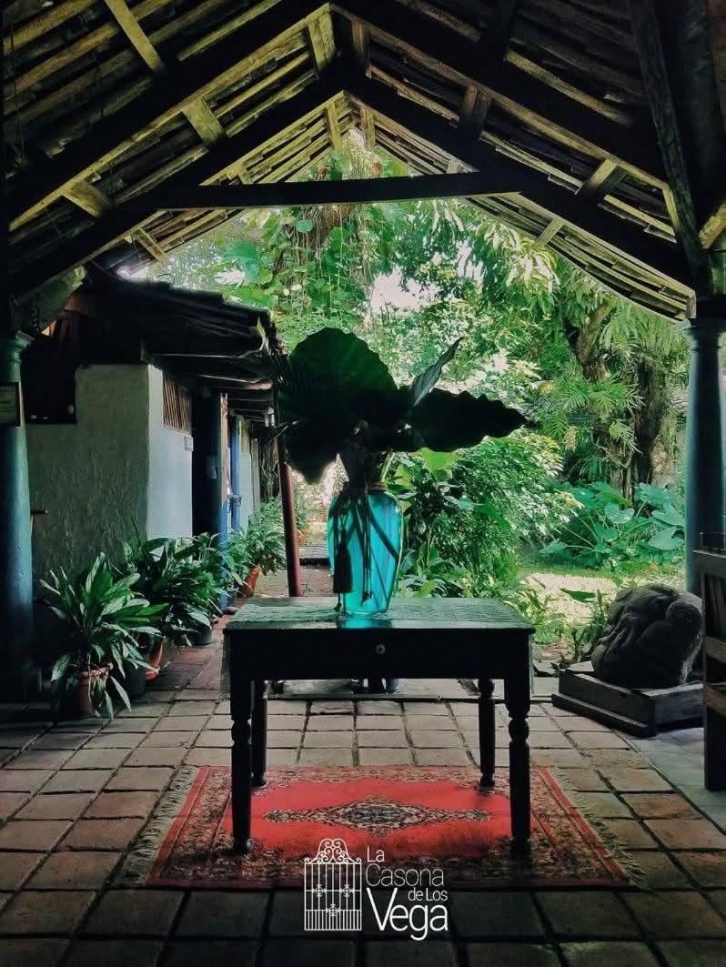 Casona Los Vega Izalco Exterior foto